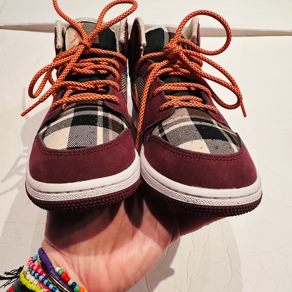 Nike Air JORDAN 1 MID SE GS 'PLAID' Youth Size 4.5 - Picture 6 of 10